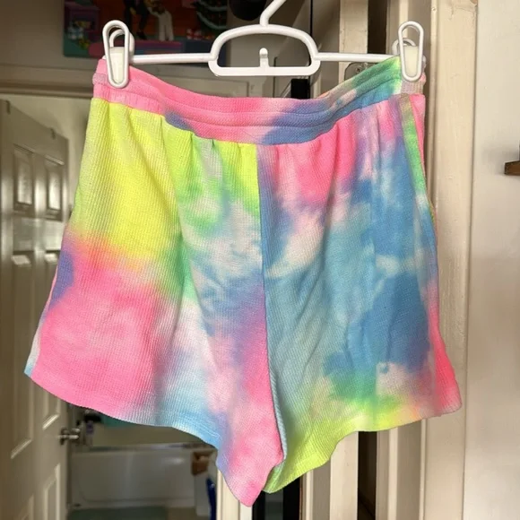 Women’s Small TieDye Waffle Lounge Shorts - Picture 2 of 6